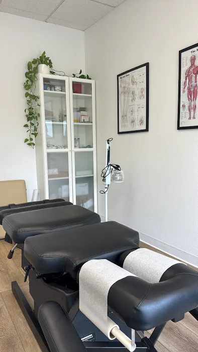 Dr. Tiffany Nguyen, DC, FRCms Picture 3