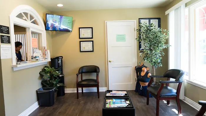 Health Connection of Tustin: Amy B. Friedman, DC Picture 1