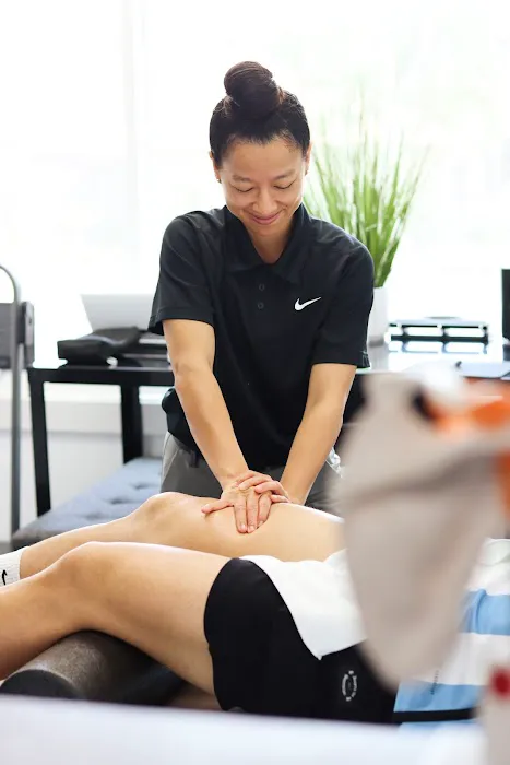 Diep Chiropractic & Sports Medicine Picture 5