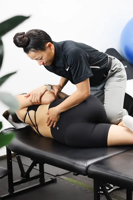Diep Chiropractic & Sports Medicine Picture 8