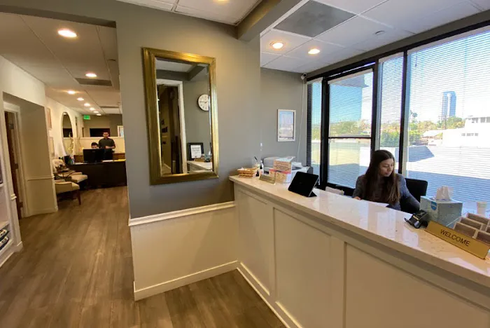 Jochen Chiropractic and Wellness Center Picture 1