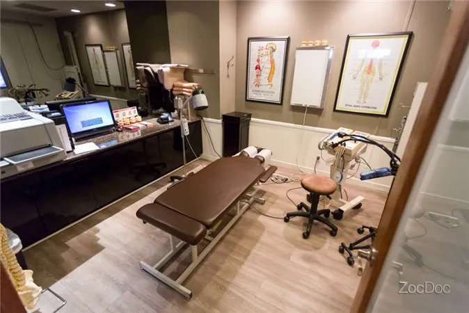 Jochen Stephen V DC Picture 3