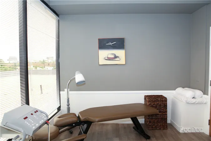 Jochen Stephen V DC Picture 2