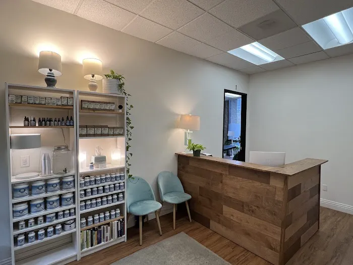 Chiropractic in Irvine Dr. Monica Picture 7