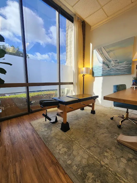 Chiropractic in Irvine Dr. Monica Picture 8