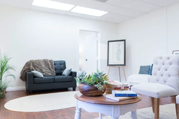 Chiropractic in Irvine Dr. Monica Picture 6