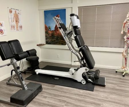 Handy Chiropractic & Handy Wellness Center