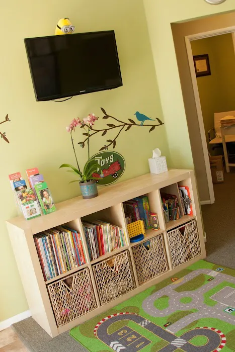 Natural Living Family Chiropractic - Dr. Cathy Ng Picture 3