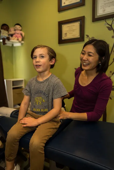 Natural Living Family Chiropractic - Dr. Cathy Ng Picture 10
