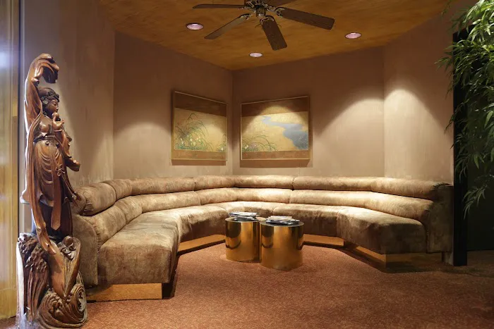 Beverly Hills Chiropractic & Orthopedic Picture 3