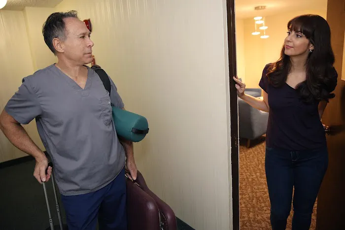 Emergency Mobile Chiropractor - Dr. Greg Malakoff Picture 6
