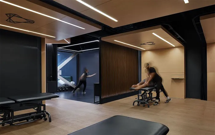 Dr Jackson Bates D.C. Picture 1