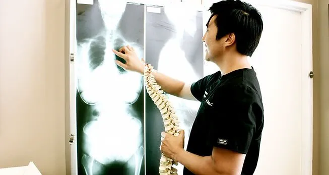 Gohl and Choe Chiropractic Picture 2