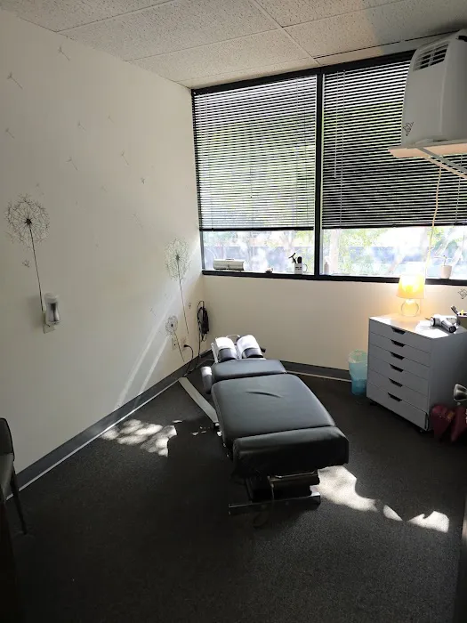 darling Chiropractic Picture 1