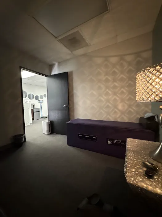 darling Chiropractic Picture 2