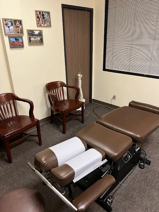 De La Cruz Chiropractic Picture 6