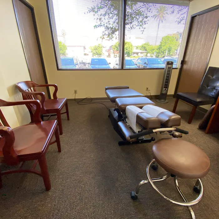 De La Cruz Chiropractic Picture 7
