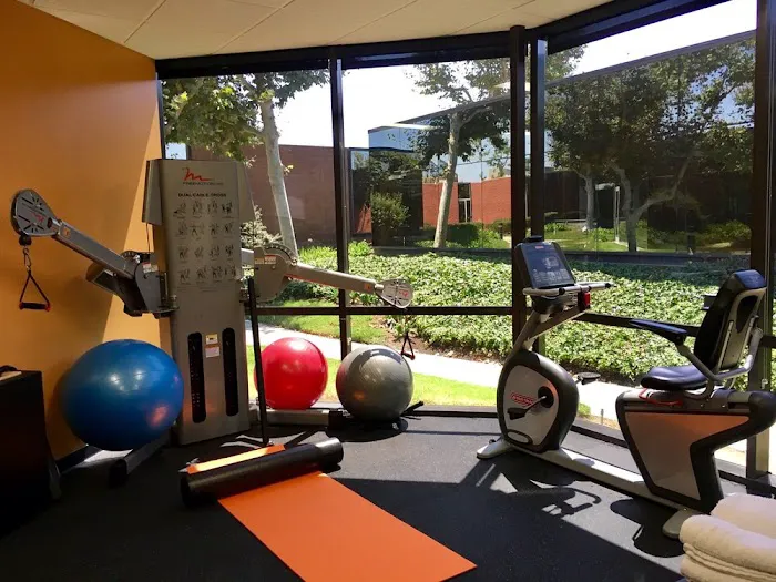 Newport Pain and Wellness Picture 1