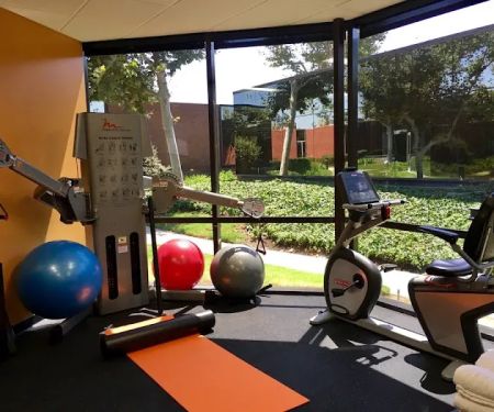 Newport Pain and Wellness