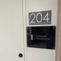 Vartanyan Chiropractic ico
