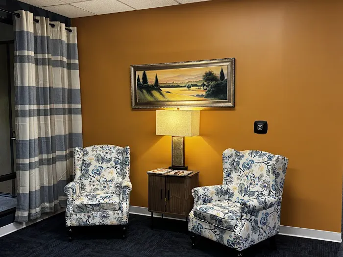 Miravite Chiropractic Picture 1
