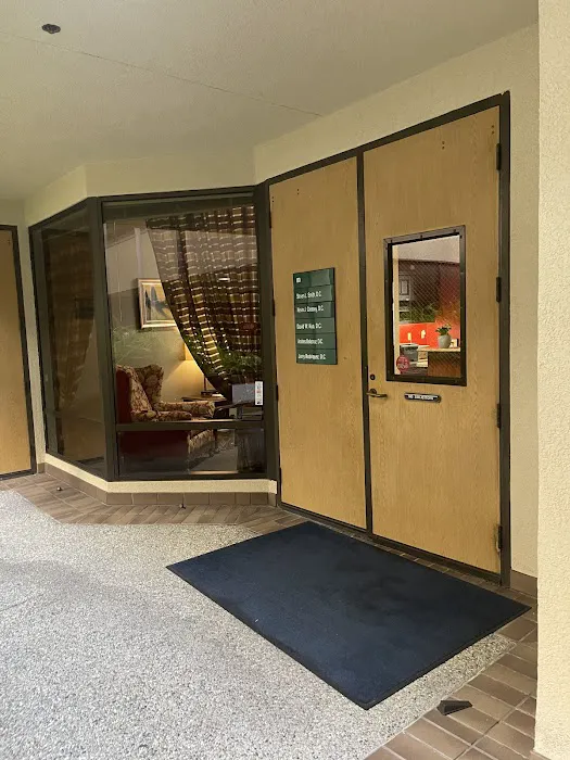 Rodriguez Chiropractic Clinic Picture 7