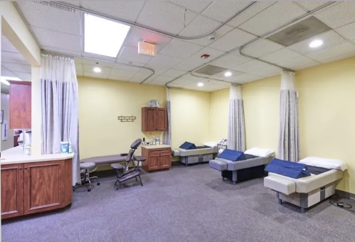 Rodriguez Chiropractic Clinic Picture 9