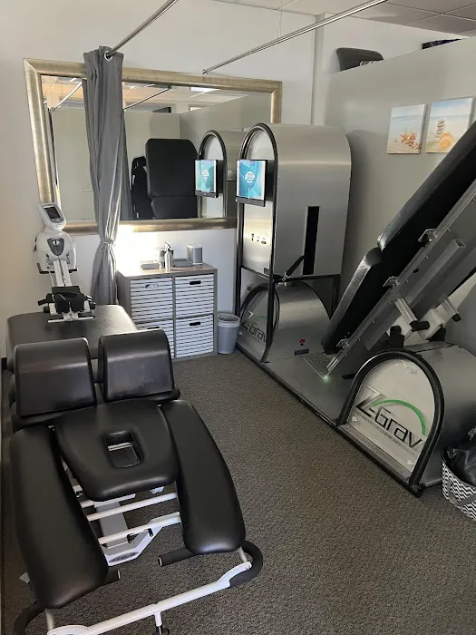 OC Healthy Spine Chiropractor & Injury Specialist Newport Beach Picture 6