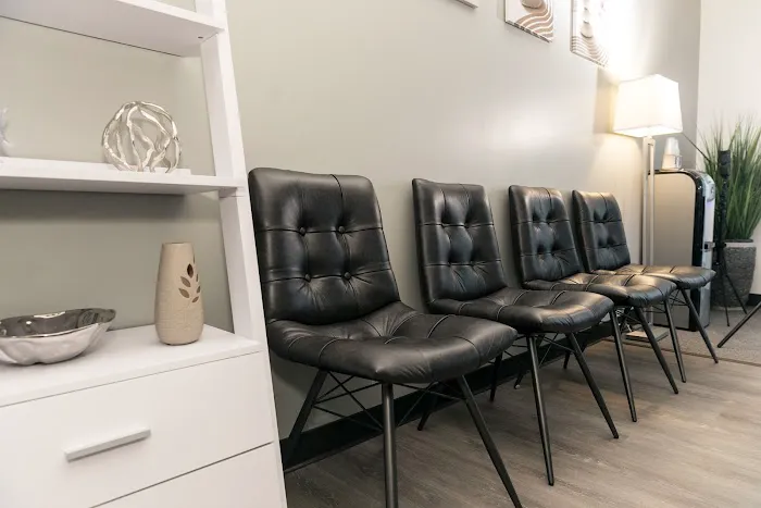 OC Healthy Spine Chiropractor & Injury Specialist Newport Beach Picture 9