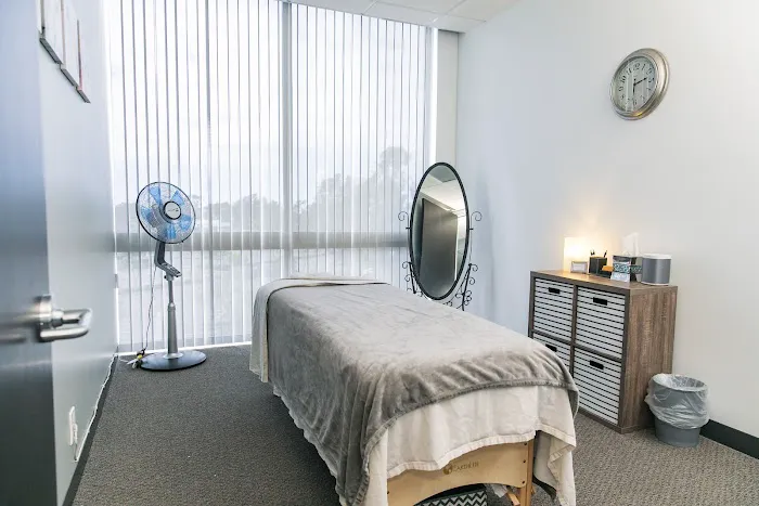 Dr. Lawson Sealey Picture 3