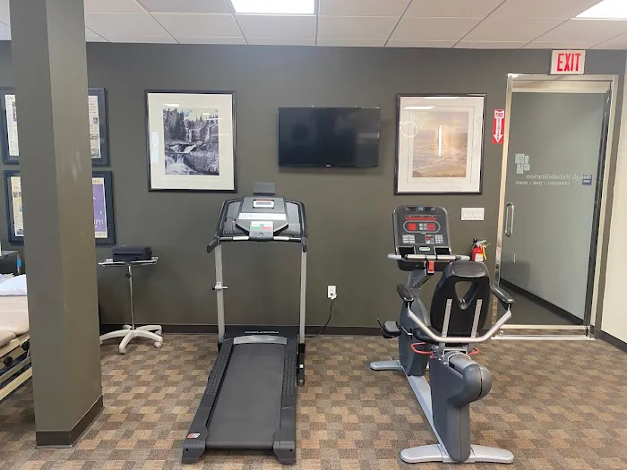 Singh Chiropractors and Rehabilitation | Pain Management | Medical Group Anaheim Hills Picture 4