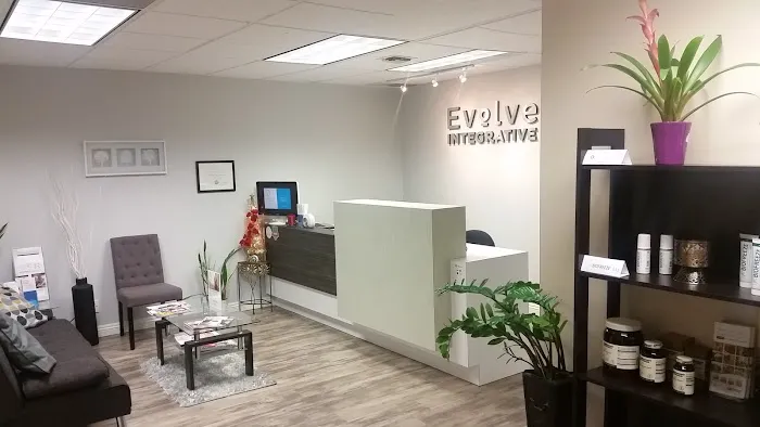 Kelvin S. Yoo, D.C. EVOLVE Integrative Health, Chiropractic and Acupuncture Picture 1