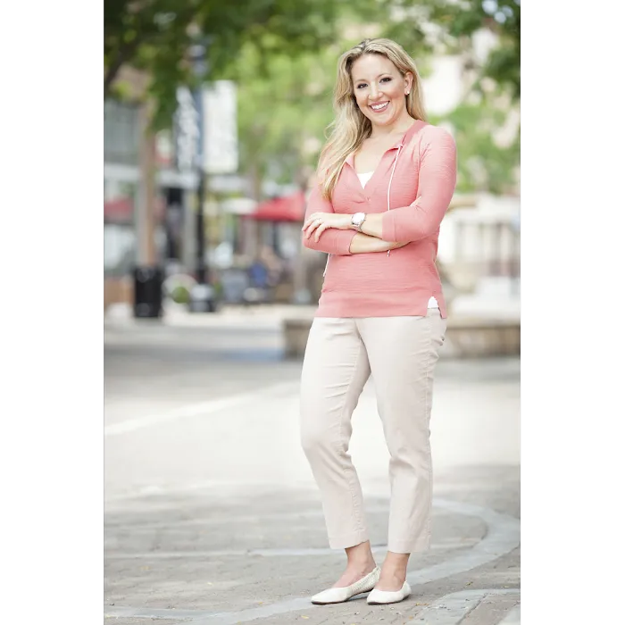 Dr. Heather Carmona Picture 6