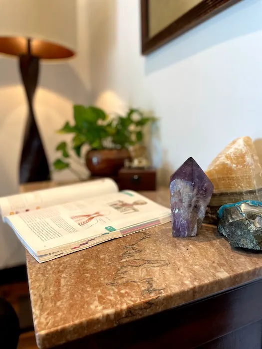 Dr. Max's Healing Center Picture 4