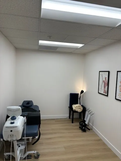 Bay Chiropractic & Rehabilitation Picture 3