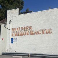 Holmes Chiropractic ico