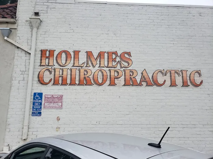 Holmes Chiropractic Picture 4