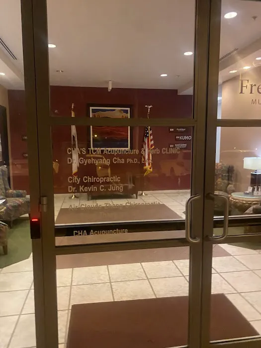 Timothy R. Twombly, D.C. - Orange County Chiropractor Picture 5
