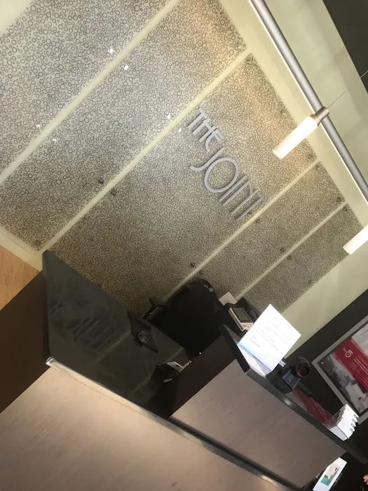 The Joint Chiropractic Picture 7