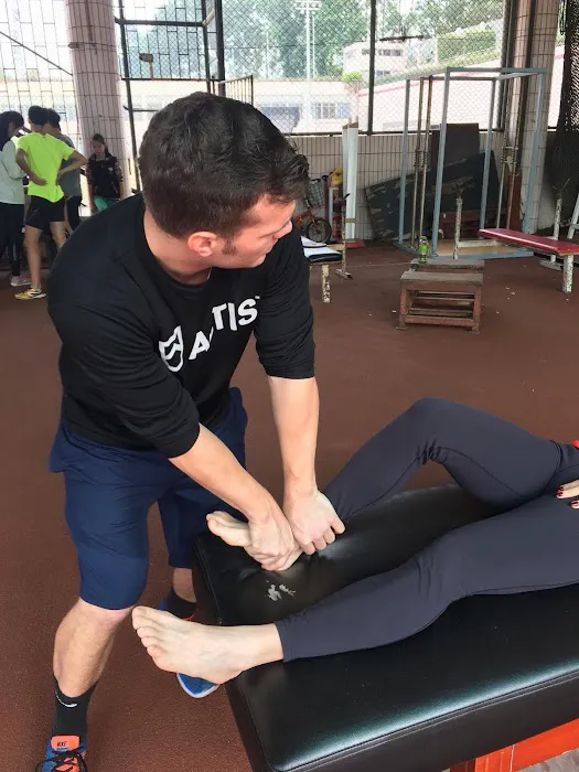 Dr. Justin Dean, DC Picture 4