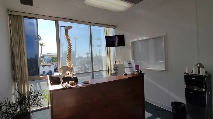 Health Station L.A. Picture 1