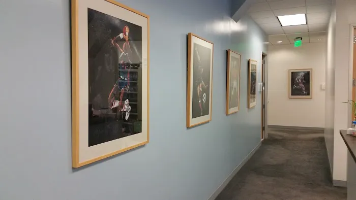 Dr. Raymond Hall, DC at Pacific Coast Sports Medicine Picture 4