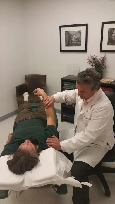 Dr. Raymond Hall, DC at Pacific Coast Sports Medicine Picture 7