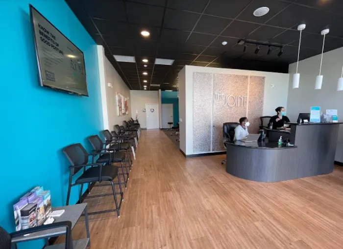 The Joint Chiropractic Picture 9