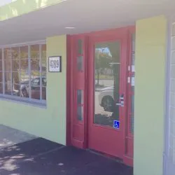 Dr. Terry Rich's Chiropractic and Massage Clinic Picture 1