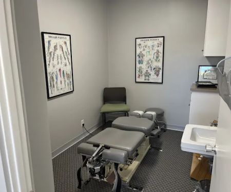 Unruh Spine Center