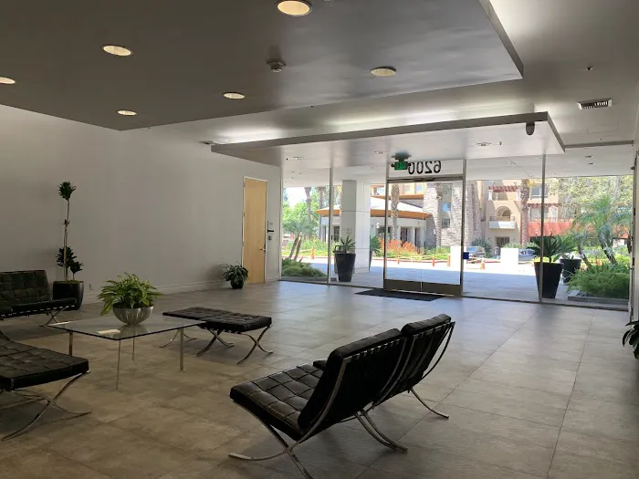 Studio City Chiropractors Picture 6
