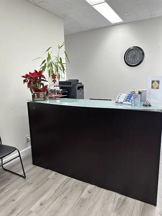 Auto Injury Chiropractic Picture 2