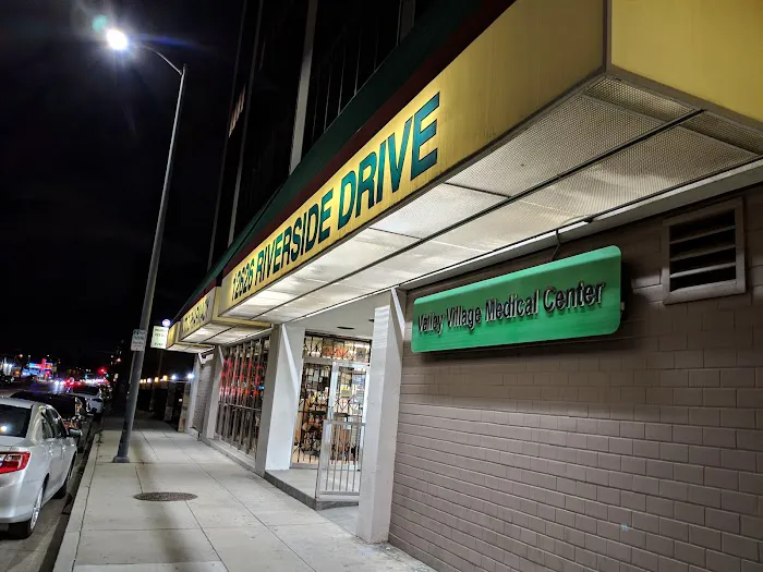 Sports & Spine Rehabilitation Center Picture 5