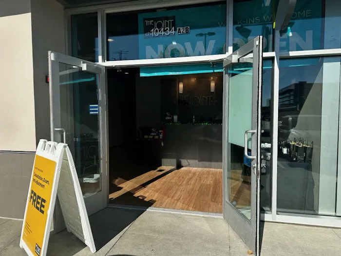 The Joint Chiropractic Picture 5